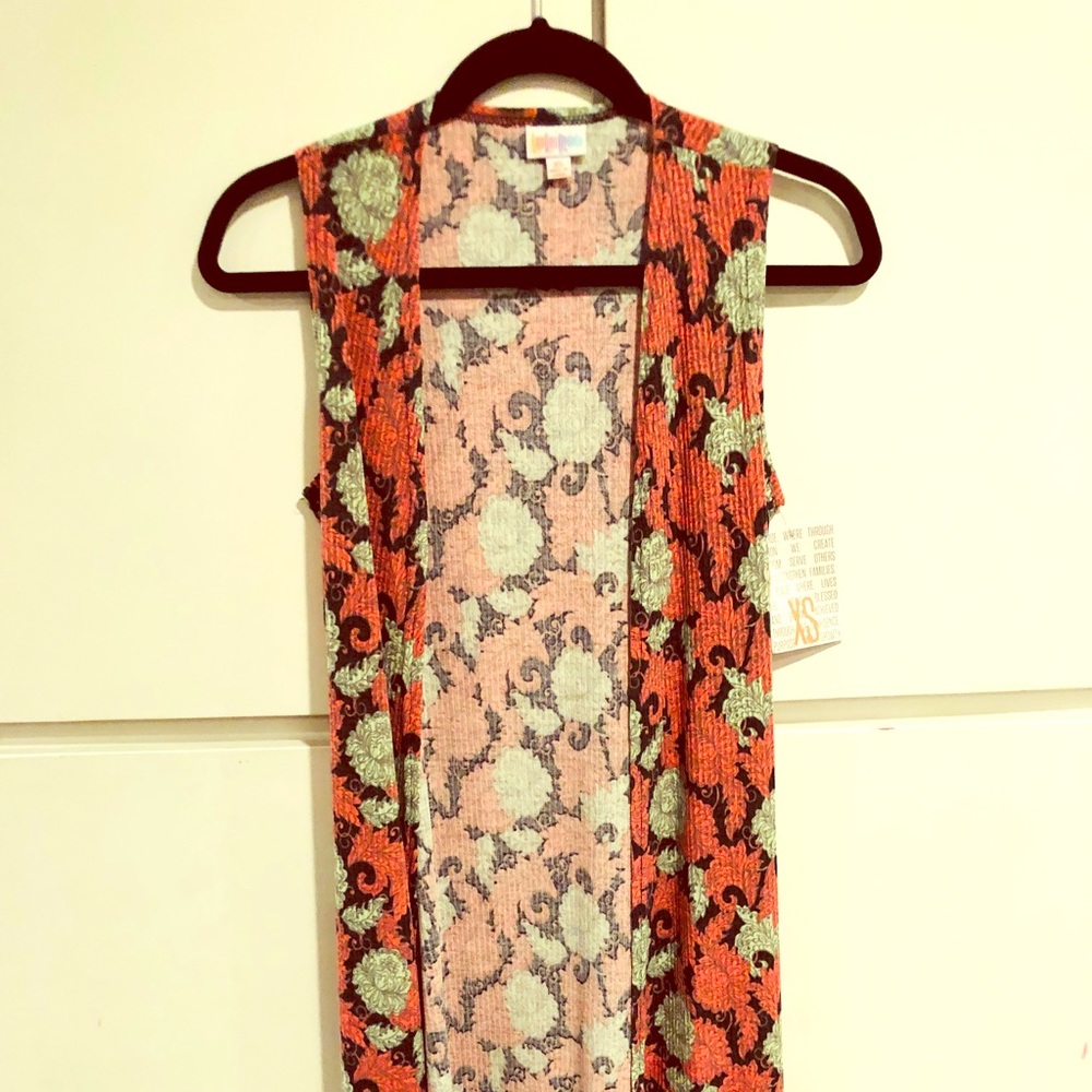 NWT XS Ribbed Lularoe Joy